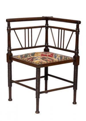 A Thebes corner chair